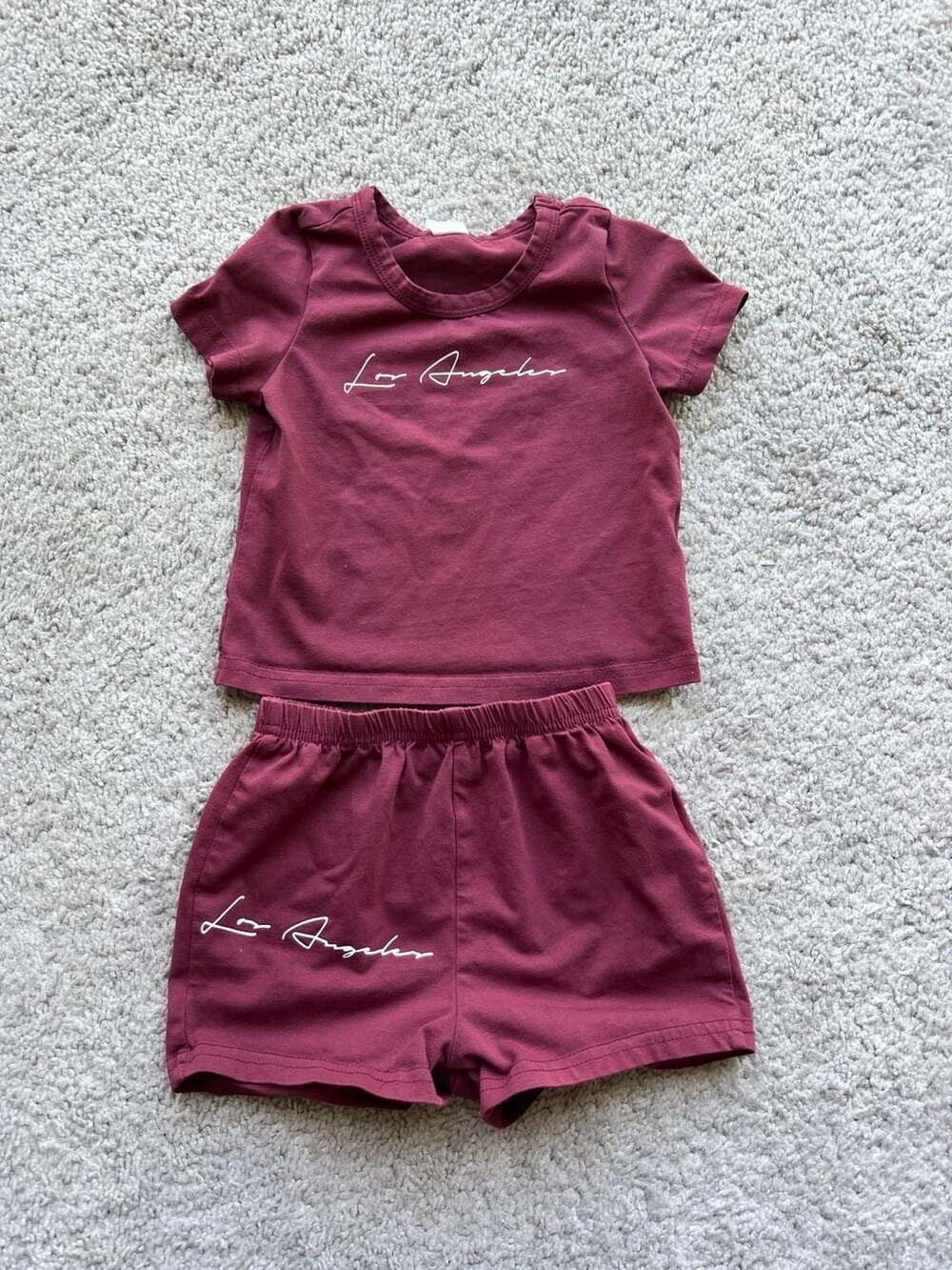 SHEIN Baby Girls Los Angeles Script Graphic T-Shirt and Shorts Set